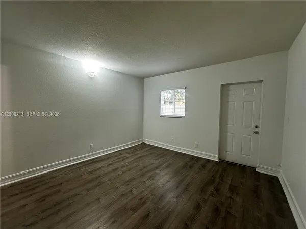 $1,995 | 1400 Northeast 56th Street, Unit 103, Fort Lauderdale, FL 33334