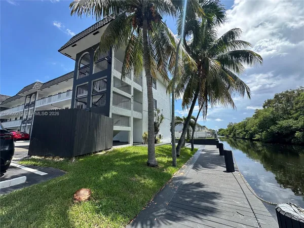 $1,995 | 1400 Northeast 56th Street, Unit 103, Fort Lauderdale, FL 33334