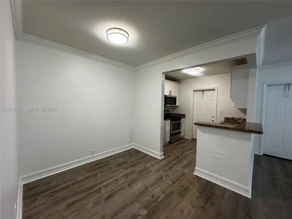 $1,995 | 1400 Northeast 56th Street, Unit 103, Fort Lauderdale, FL 33334