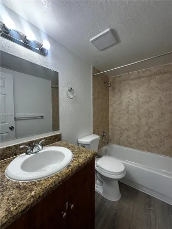 $1,995 | 1400 Northeast 56th Street, Unit 103, Fort Lauderdale, FL 33334