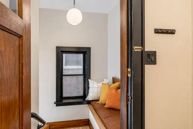 $2,000 | 2906 South Delaware Avenue, Milwaukee, WI 53207