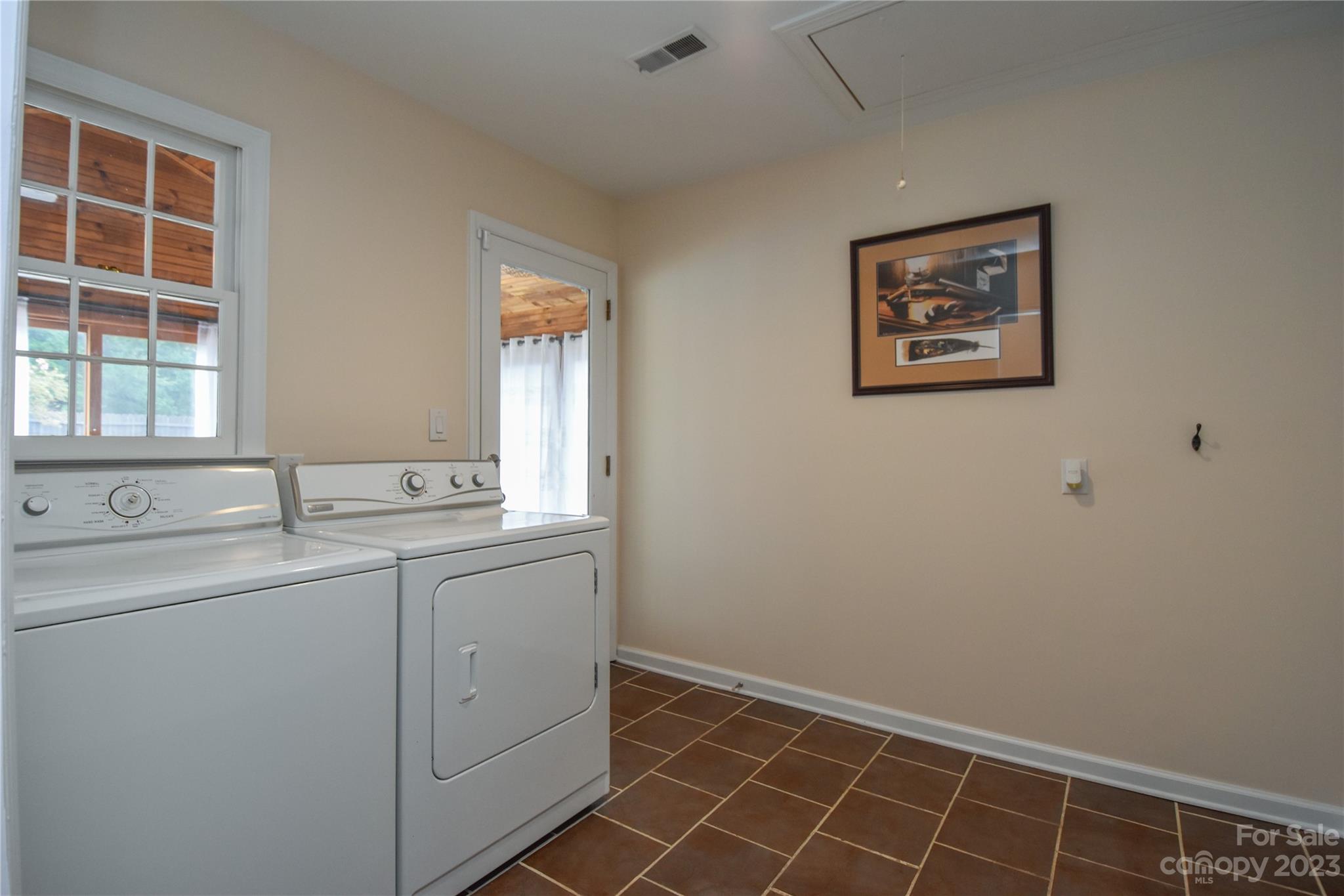 1201 McCorkle Road Charlotte, NC 28214 - Photo 16 of 42 Gallery Image 16