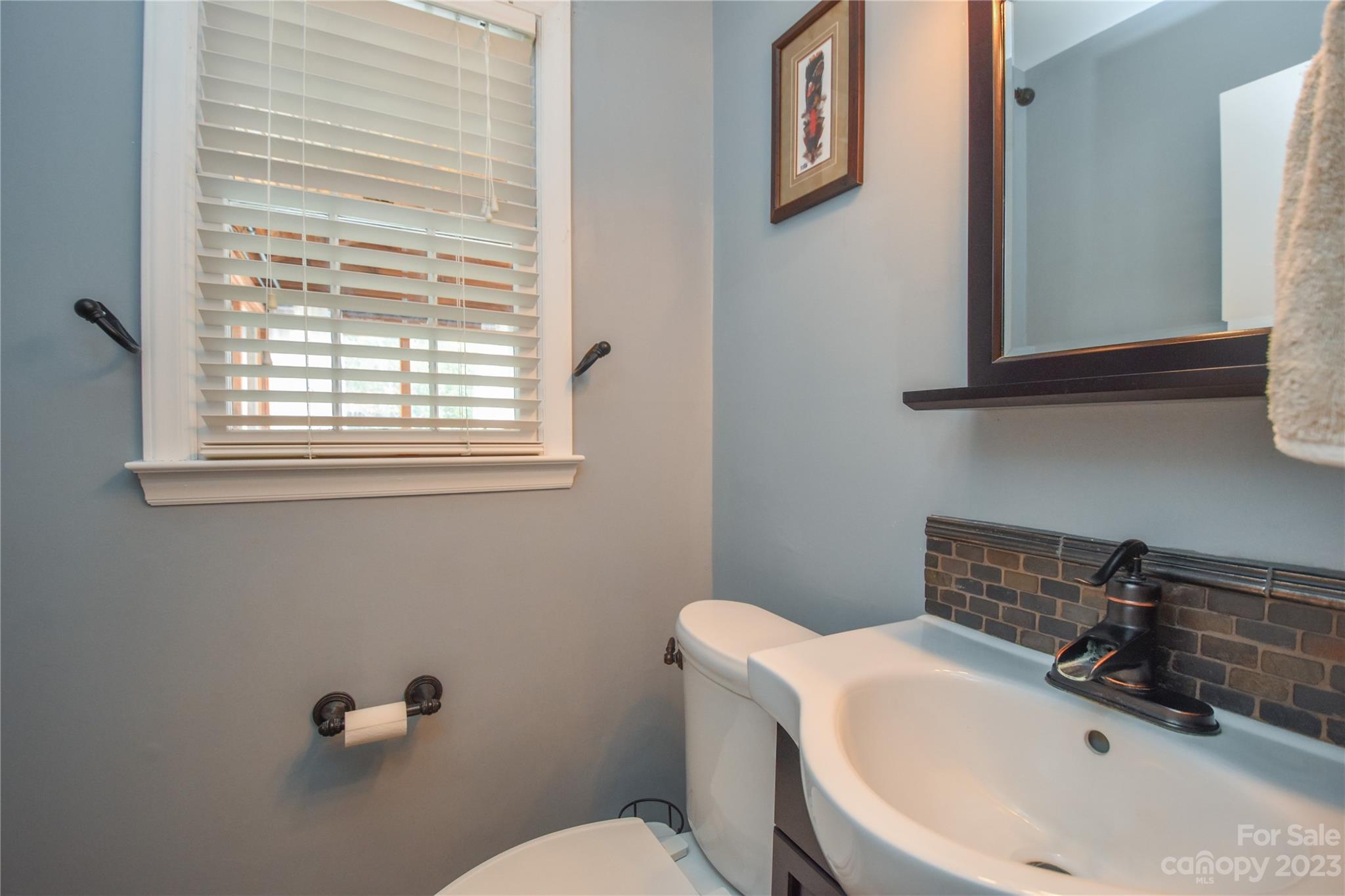 1201 McCorkle Road Charlotte, NC 28214 - Photo 17 of 42 Gallery Image 17