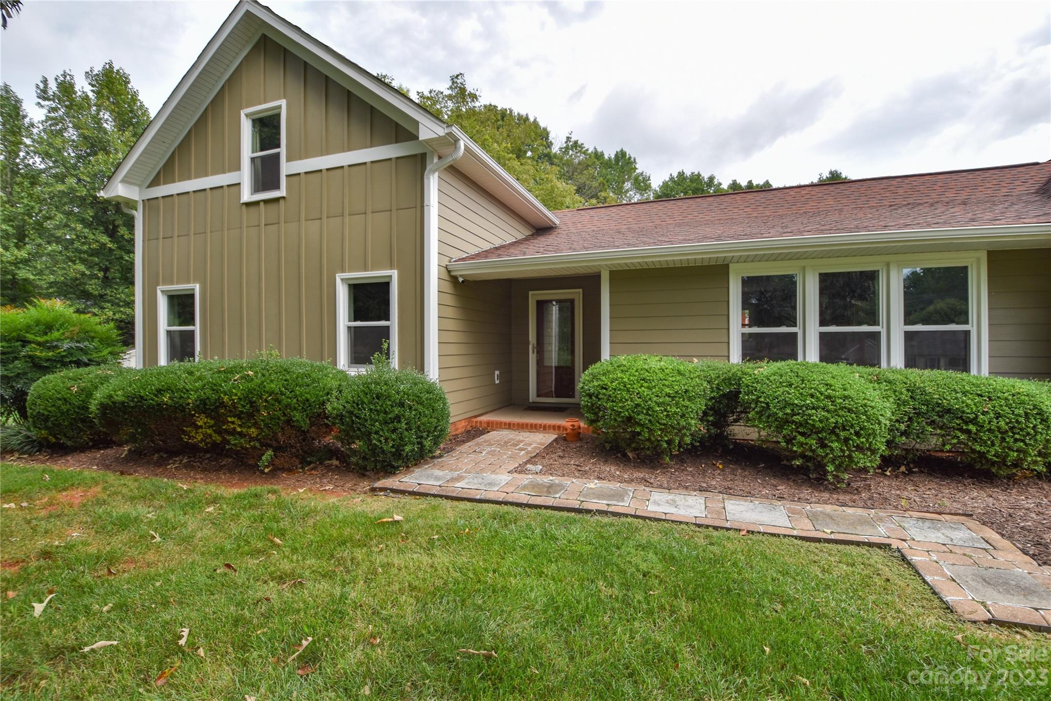 1201 McCorkle Road Charlotte, NC 28214 - Photo 3 of 42 Gallery Image 3