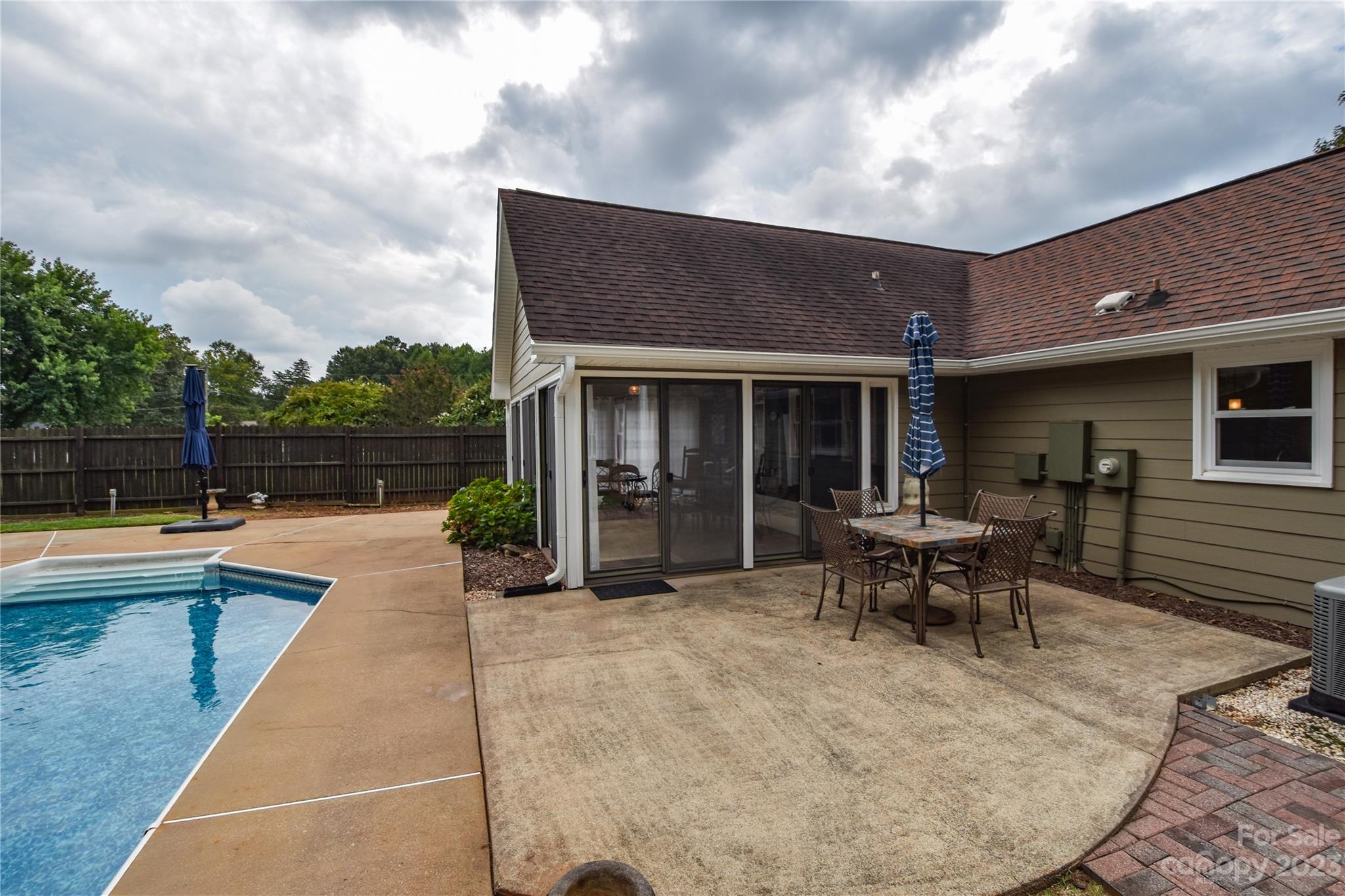 1201 McCorkle Road Charlotte, NC 28214 - Photo 37 of 42 Gallery Image 37
