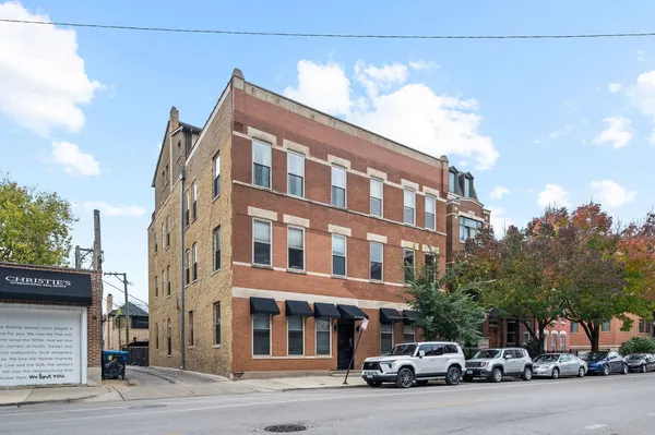 $560,000 | 1855 North Damen Avenue, Unit 2S, Chicago, IL 60622