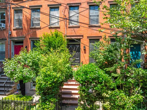 $795,000 | 230 3rd Street, Unit 1, Jersey City, NJ 07302