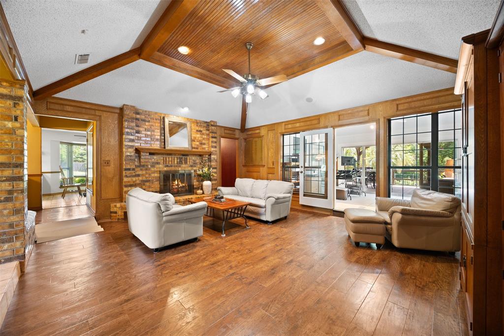 5610 Springbrook Drive Midlothian, TX 76065 - Photo 6 of 39 Large living room boasting with character