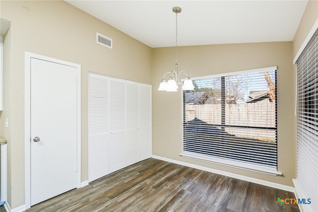 509 Ivanhoe Drive Victoria, TX 77901 - Photo 16 of 30