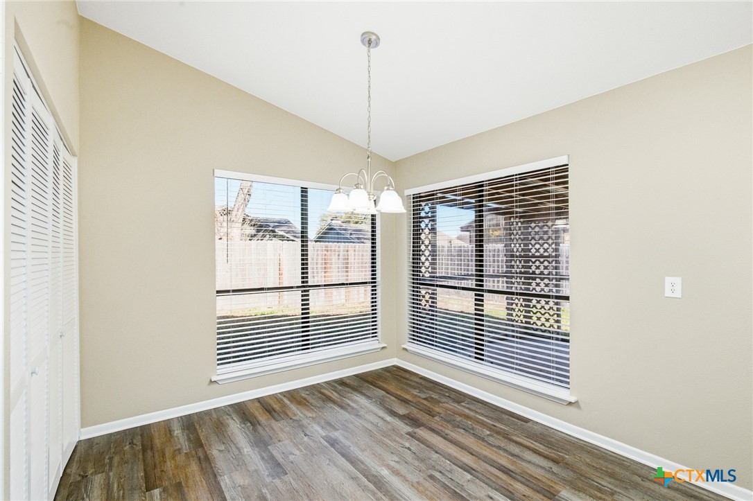 509 Ivanhoe Drive Victoria, TX 77901 - Photo 17 of 30