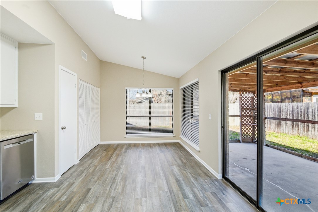 509 Ivanhoe Drive Victoria, TX 77901 - Photo 21 of 30