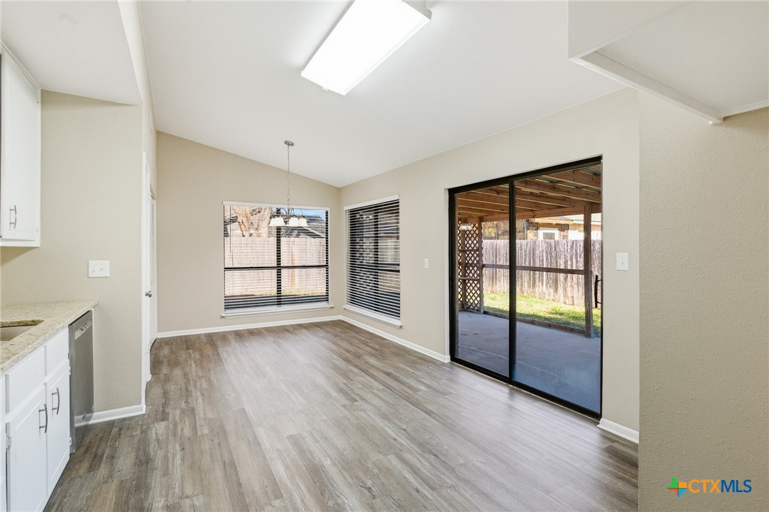 509 Ivanhoe Drive Victoria, TX 77901 - Photo 22 of 30