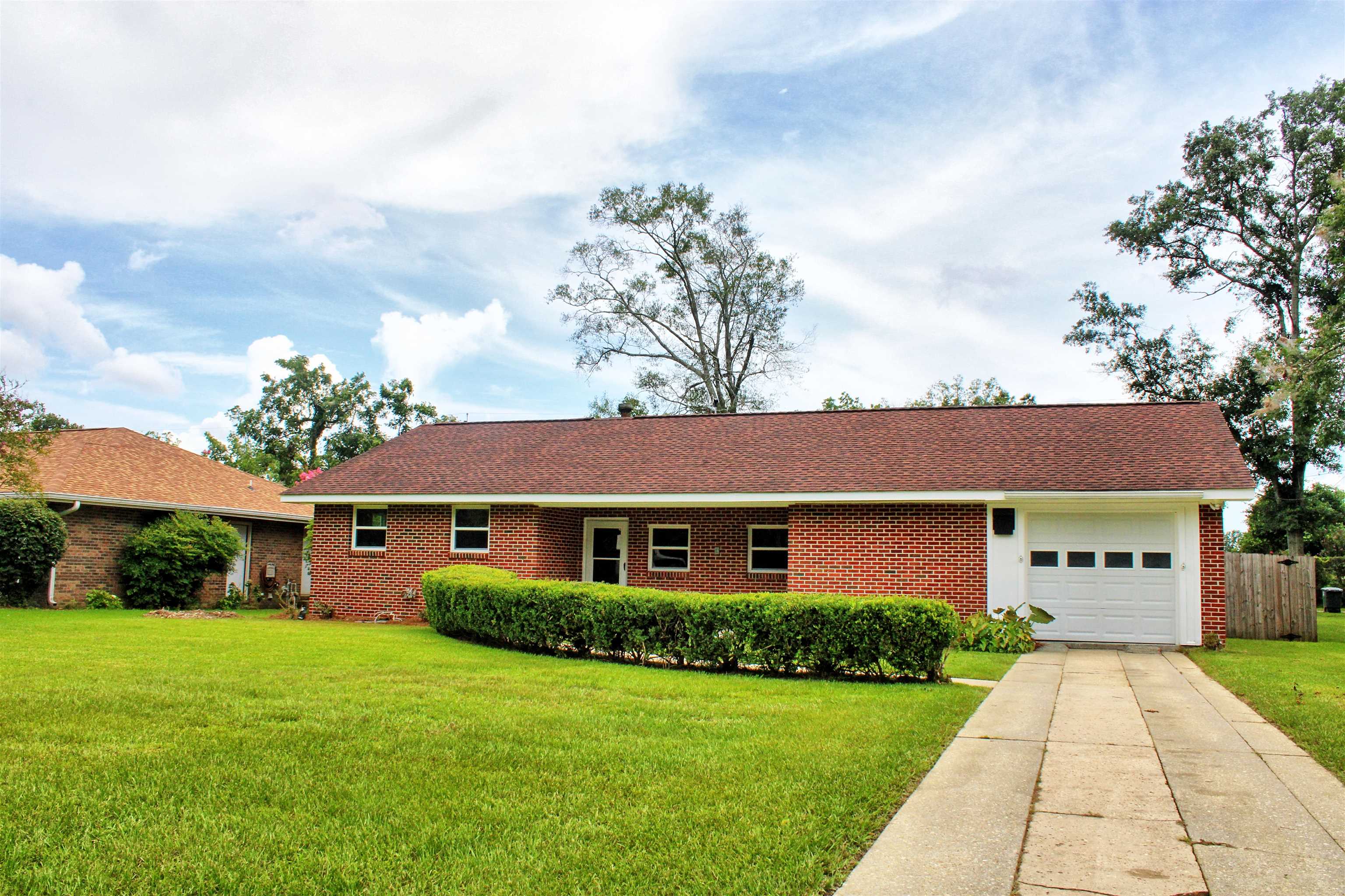 616 East Orange Avenue Foley, AL 36535 - Photo 8 of 19
