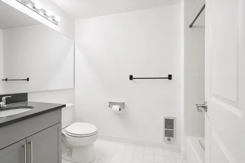 $499,000 | 15 Freedom Way, Unit 401, Jersey City, NJ 07305