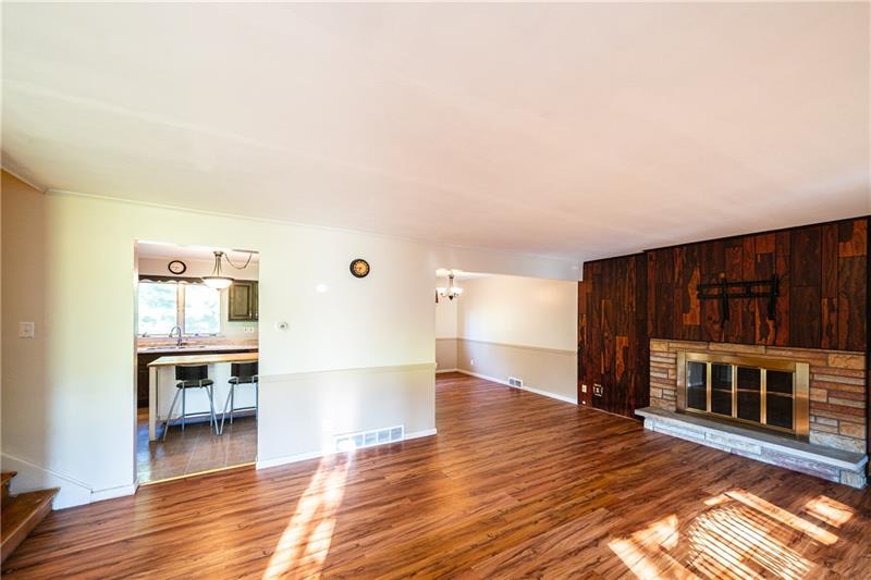 2086 Maratta Road Aliquippa, PA 15001 - Photo 4 of 25 Gallery Image 4