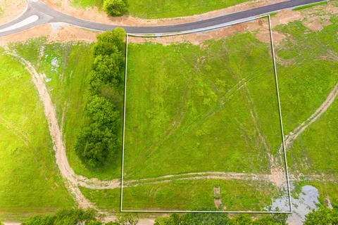 a view of a bathroom