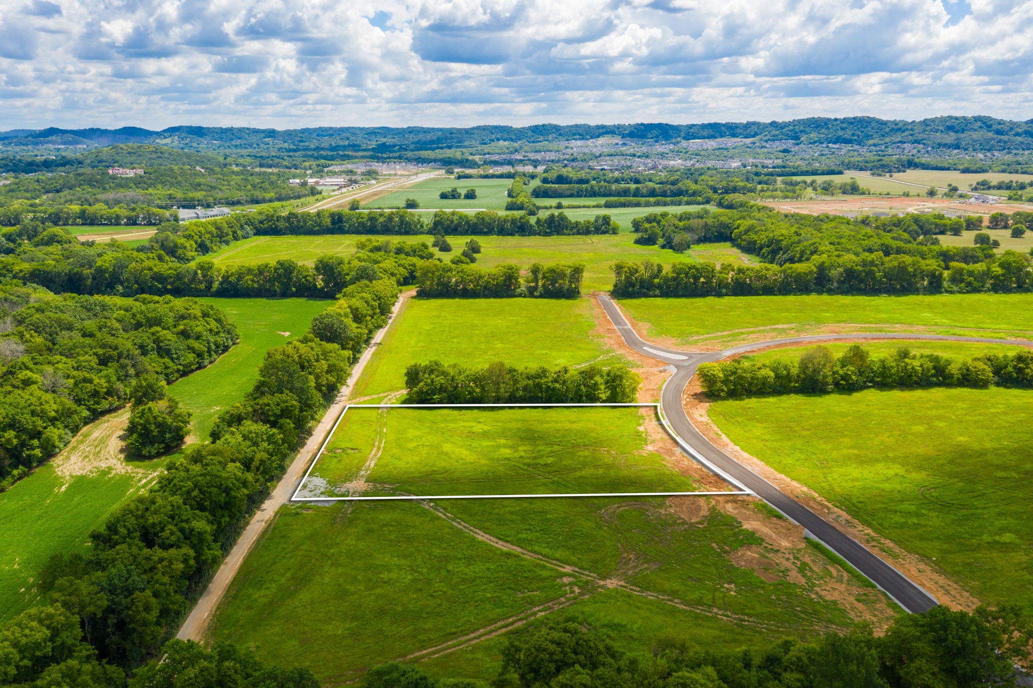 3410 Overhill Gardens Franklin, TN 37064 - Photo 4 of 21 a view of an outdoor space and swimming pool