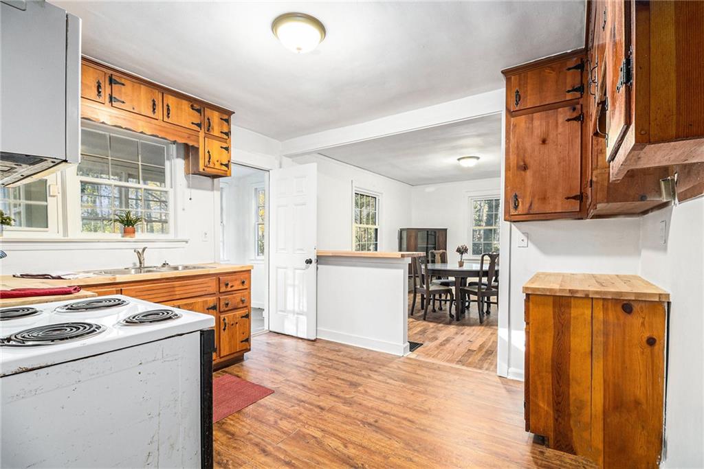 814 Jolly Avenue South Clarkston, GA 30021 - Photo 11 of 33