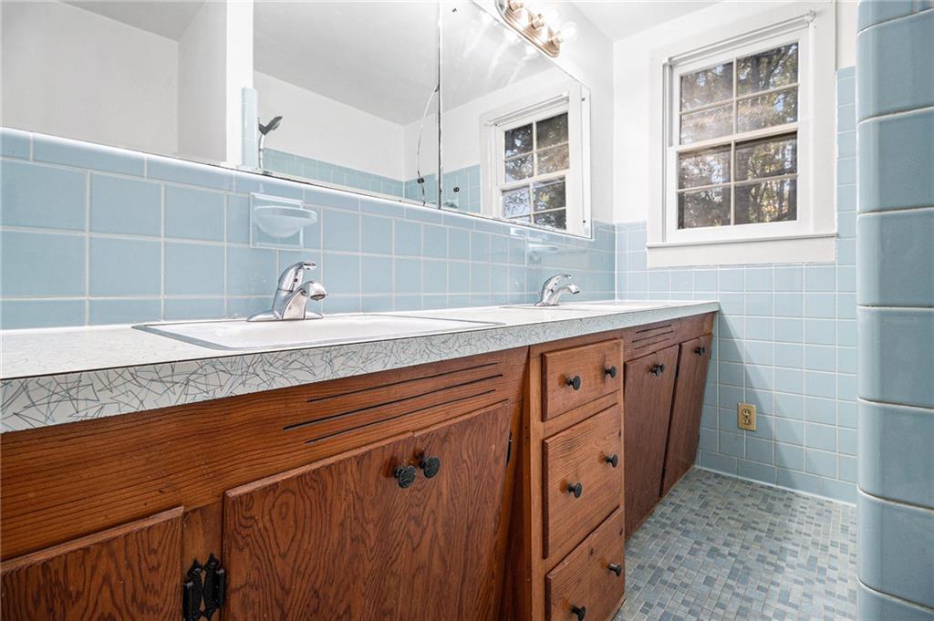 814 Jolly Avenue South Clarkston, GA 30021 - Photo 16 of 33