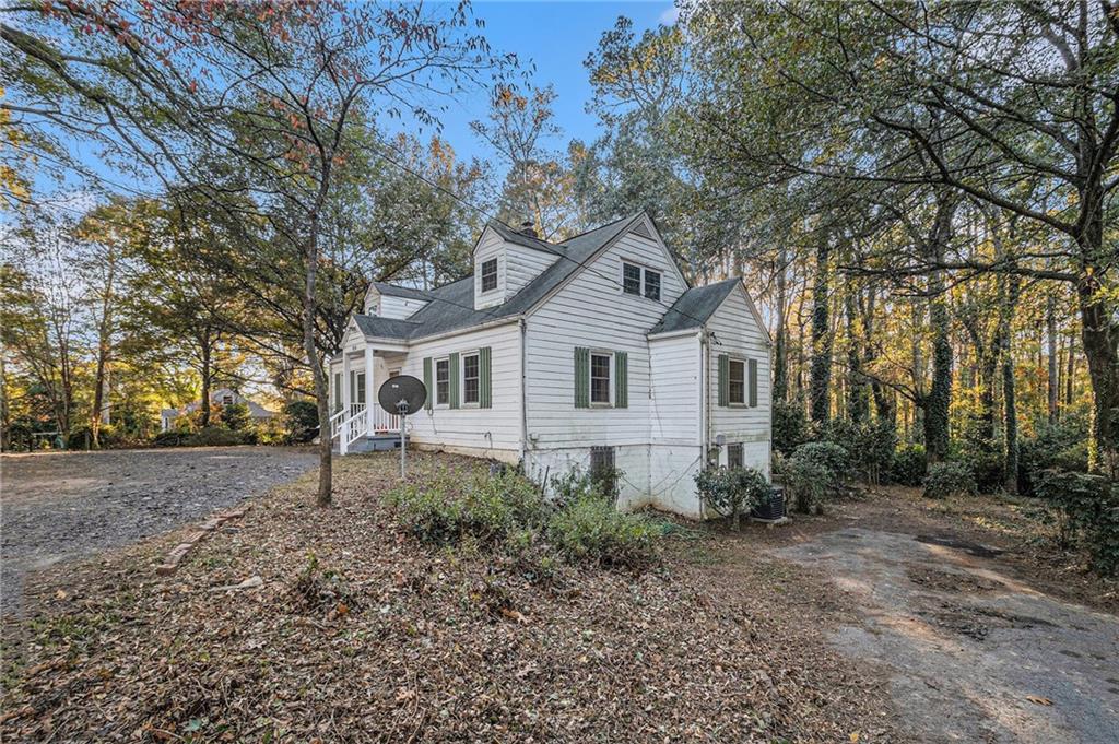 814 Jolly Avenue South Clarkston, GA 30021 - Photo 3 of 33