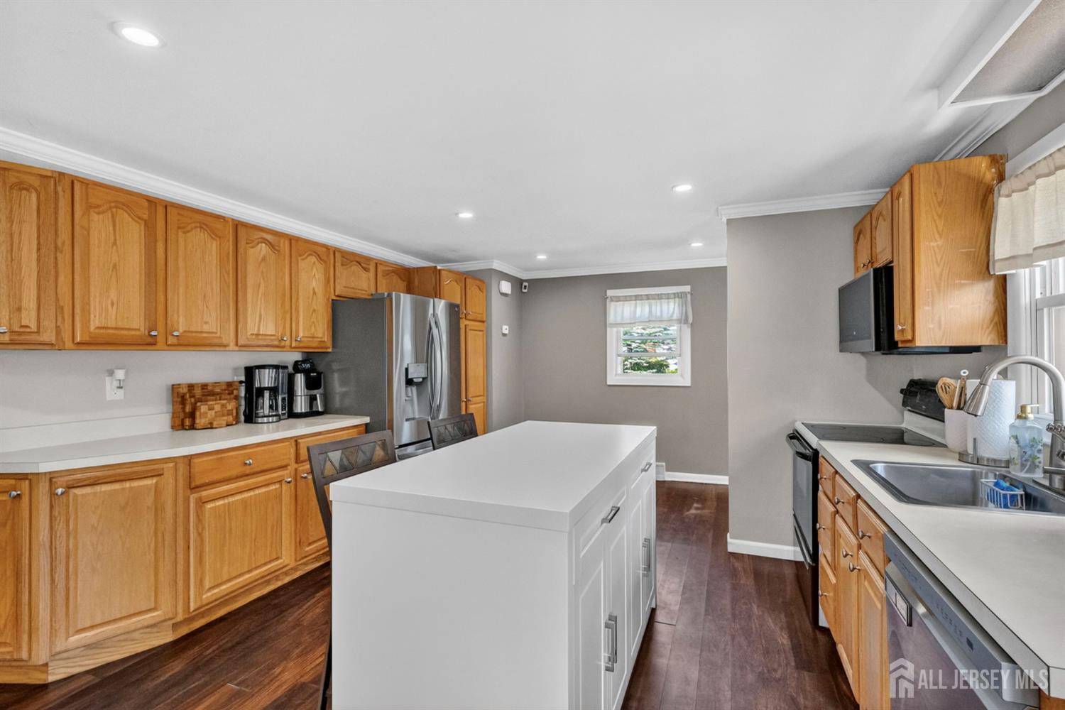 729 Walnut Street Dunellen, NJ 08812 - Photo 12 of 41