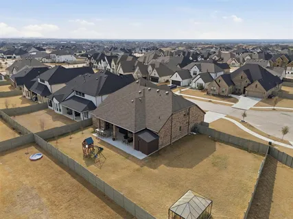 $900,000 | 2024 Gathering Trail, Argyle, TX 76226