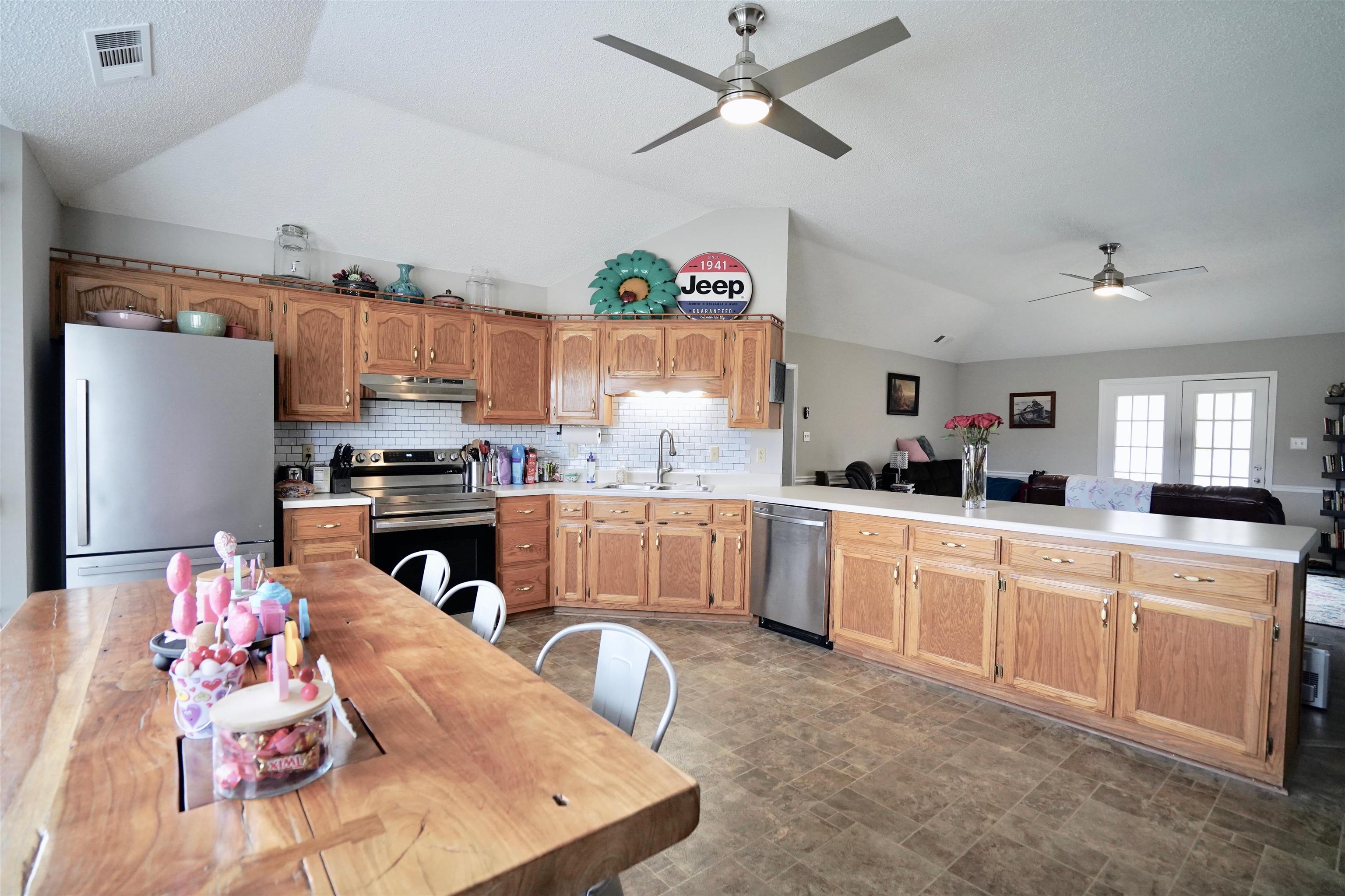 3972 Meade Lake Road Millington, TN 38053 - Photo 6 of 17 Gallery Image 6