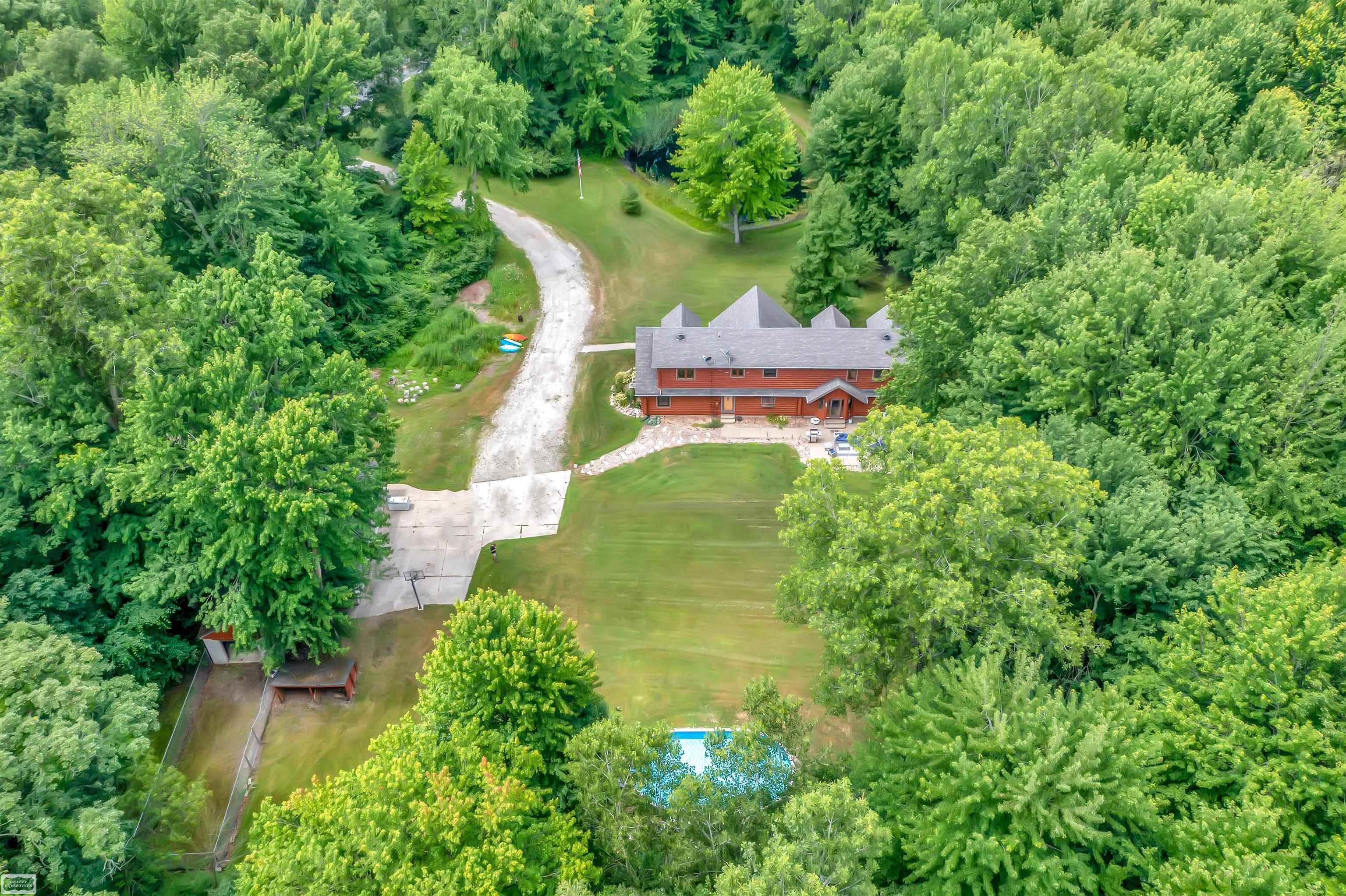 6880 Holland Road Algonac, MI 48001 - Photo 41 of 46 50101945-44.JPG