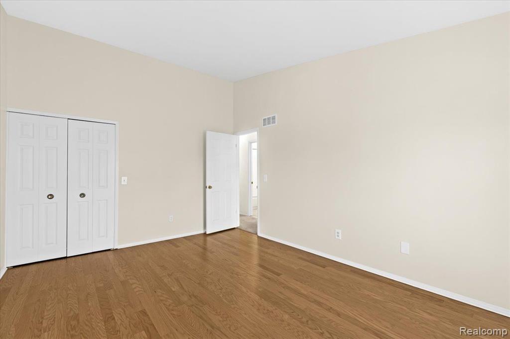 40013 Crosswinds Road Novi, MI 48375 - Photo 15 of 23