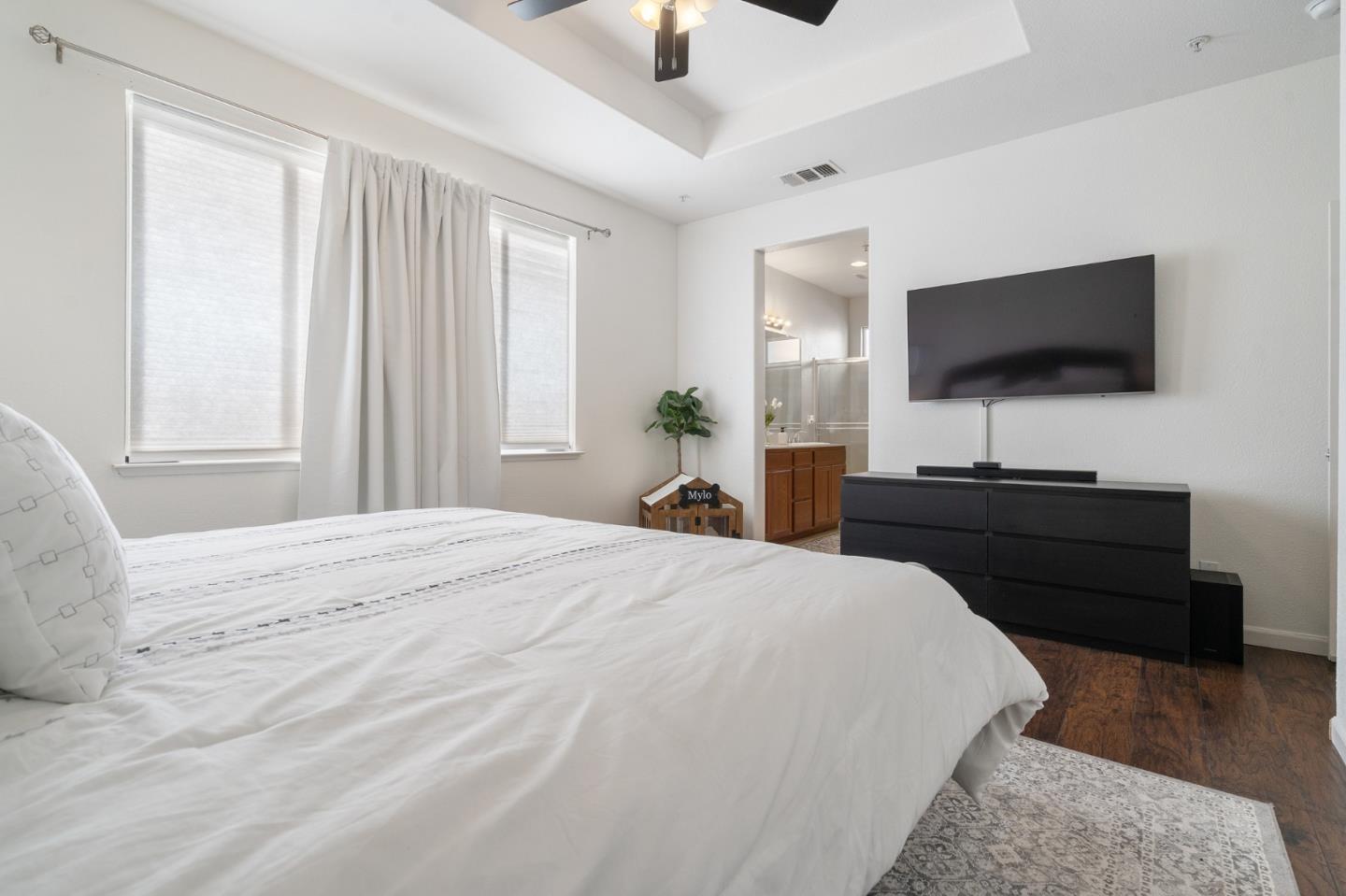 2448 Vallarta Drive Bay Point, CA 94565 - Photo 20 of 52 a bedroom with a bed and a flat screen tv