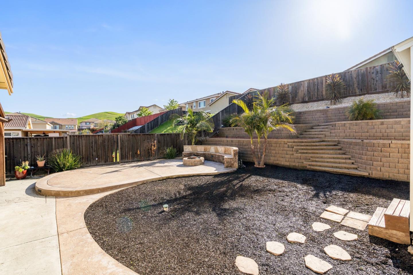 2448 Vallarta Drive Bay Point, CA 94565 - Photo 38 of 52 a view of a backyard with sitting area
