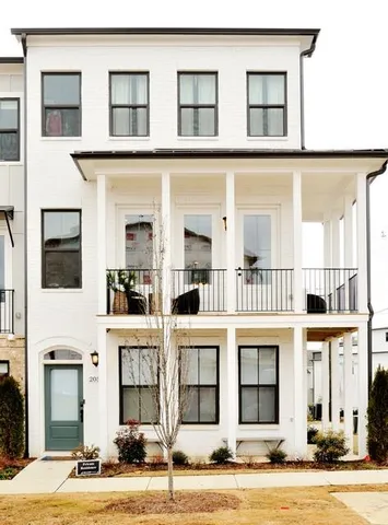 $3,800 | 2054 Rockledge Road Northeast, Atlanta, GA 30324