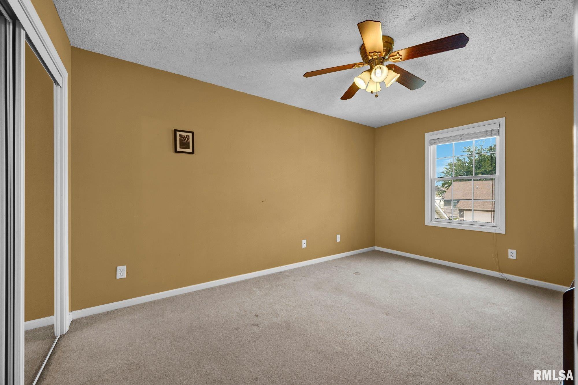 1102 Chippewa Street Normal, IL 61761 - Photo 28 of 37