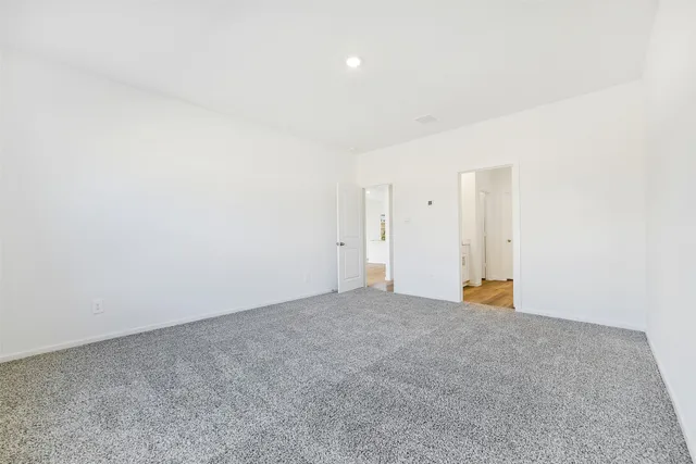 $2,800 | 3930 El Vaquero Court, Alvin, TX 77511