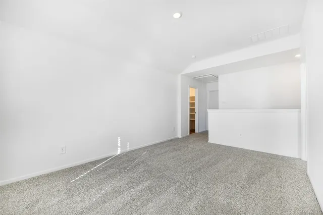 $2,800 | 3930 El Vaquero Court, Alvin, TX 77511