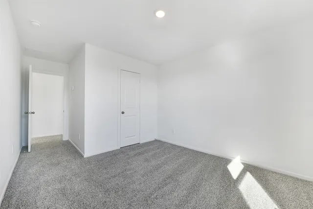 $2,800 | 3930 El Vaquero Court, Alvin, TX 77511