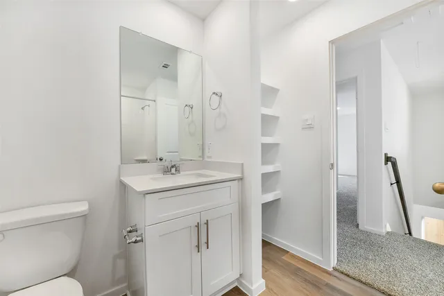 $2,800 | 3930 El Vaquero Court, Alvin, TX 77511