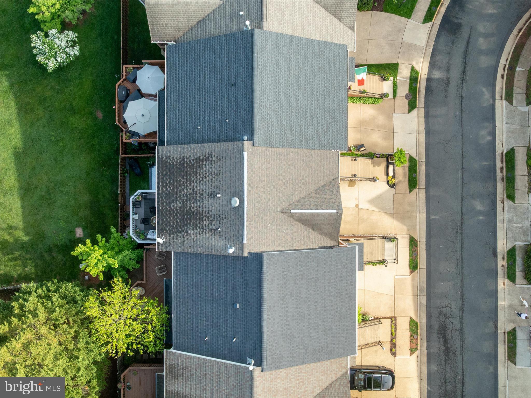 20636 Muddy Harbor Square Sterling, VA 20165 - Photo 34 of 41 an aerial view of a house