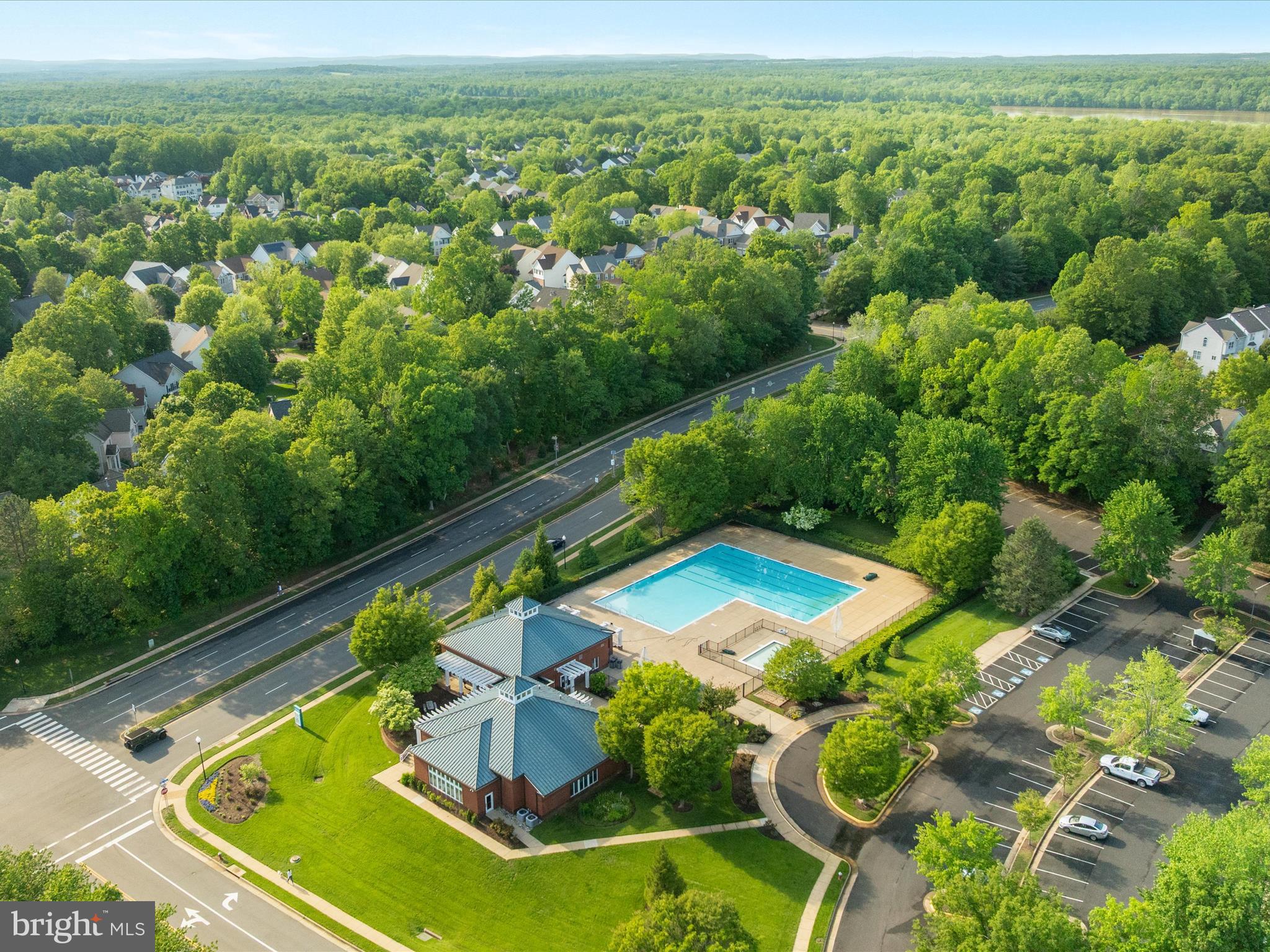 20636 Muddy Harbor Square Sterling, VA 20165 - Photo 35 of 41 an aerial view of a house with a garden