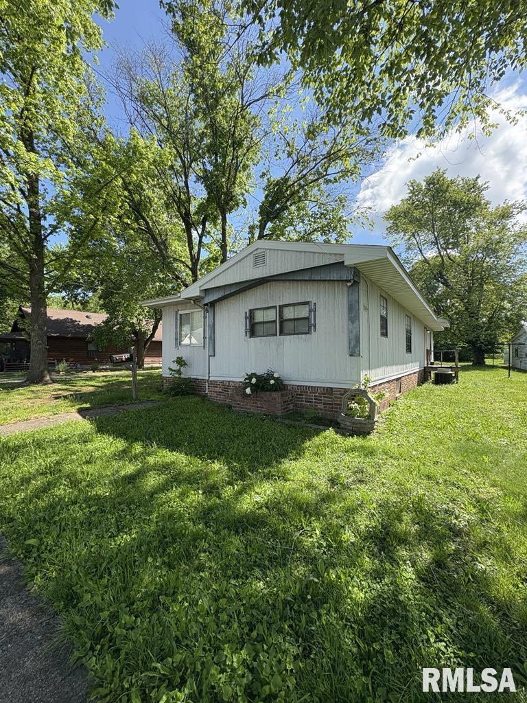 406 Church Street Christopher, IL 62822 - Photo 22 of 25 Gallery Image 22
