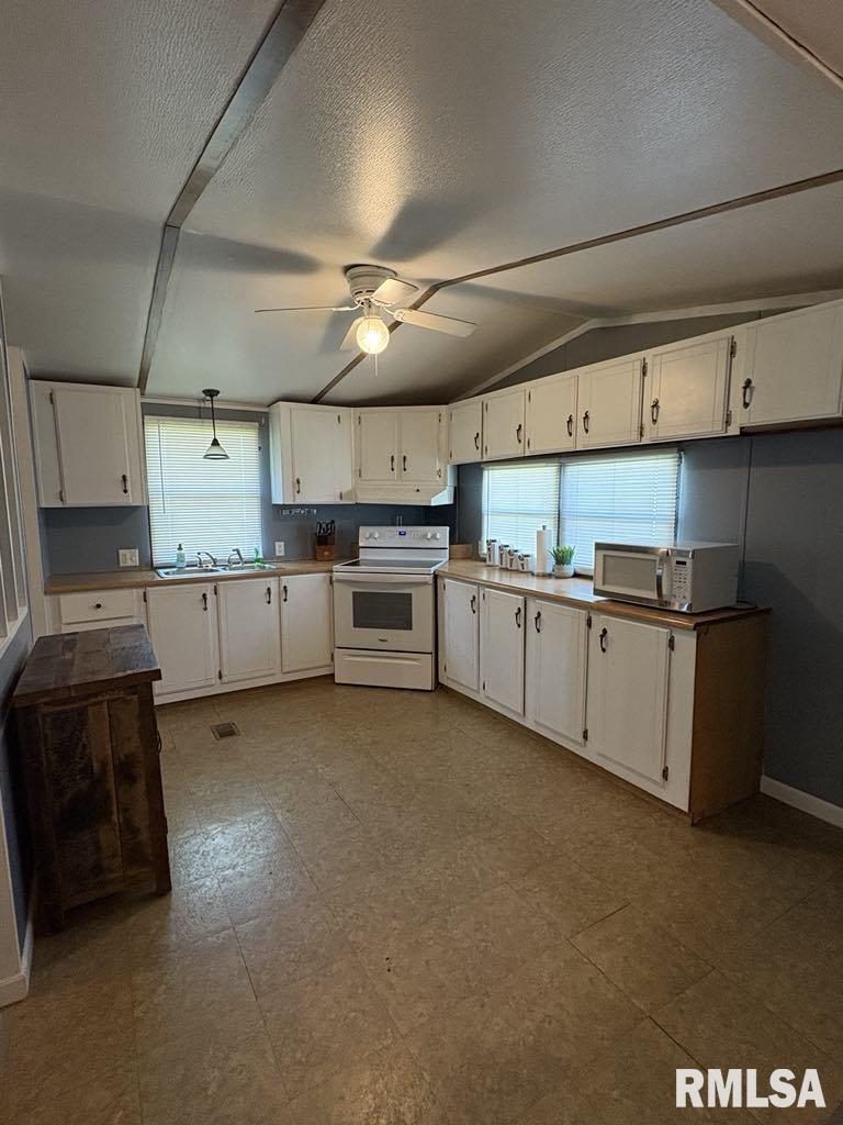 406 Church Street Christopher, IL 62822 - Photo 4 of 25 Gallery Image 4
