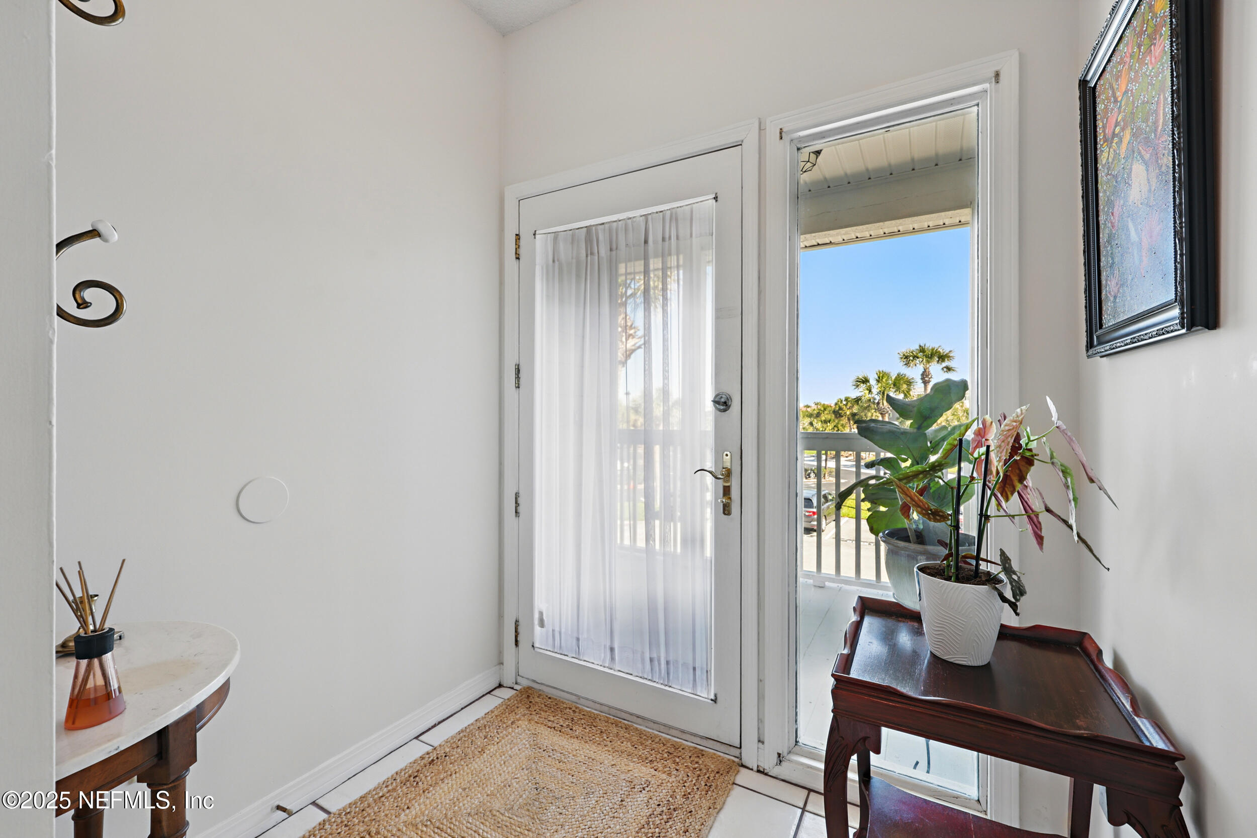 620 Ponte Vedra Boulevard, Unit E4 Ponte Vedra Beach, FL 32082 - Photo 5 of 36 Foyer