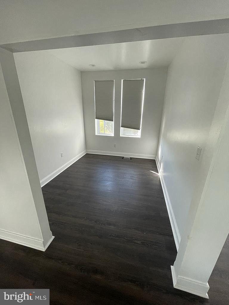 920 11th Street Southeast Washington, DC 20003 - Photo 3 of 5