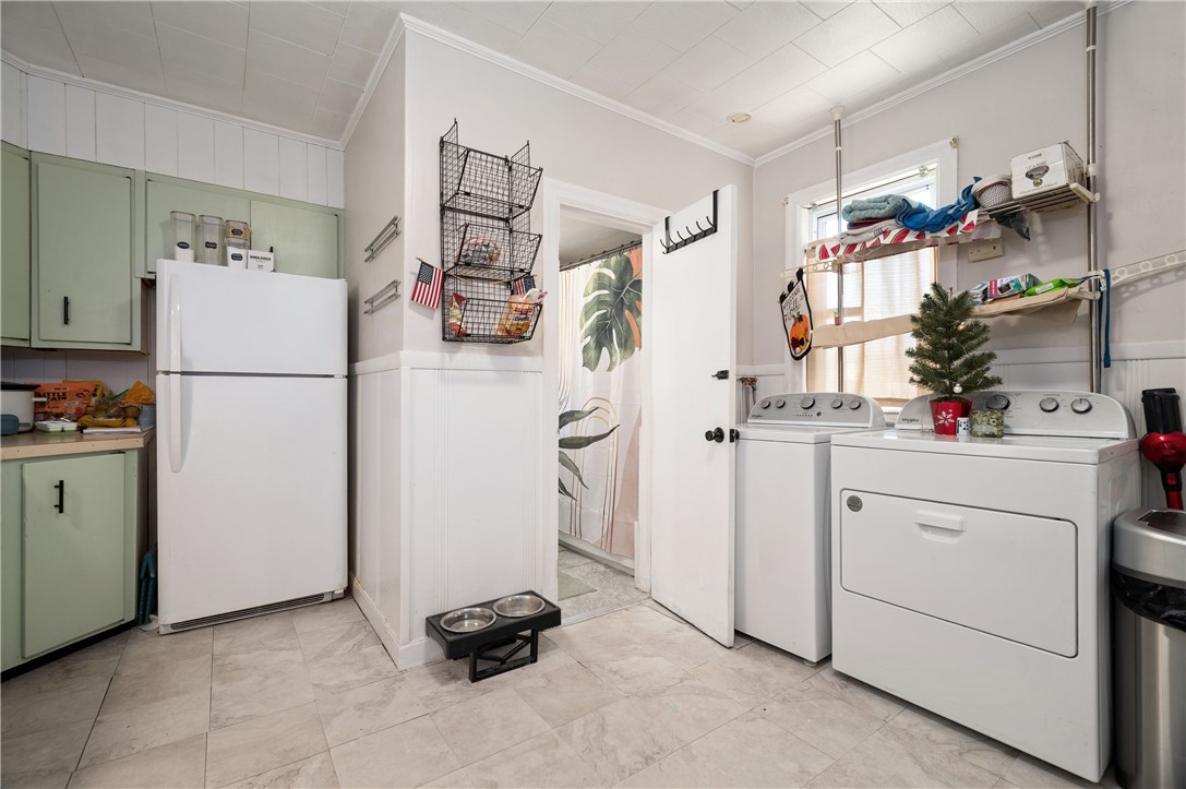 42 Elbow Street Woonsocket, RI 02895 - Photo 6 of 34