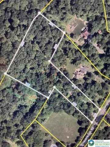 $195,000 | 590 Hexenkopf Road, Hellertown, PA 18055