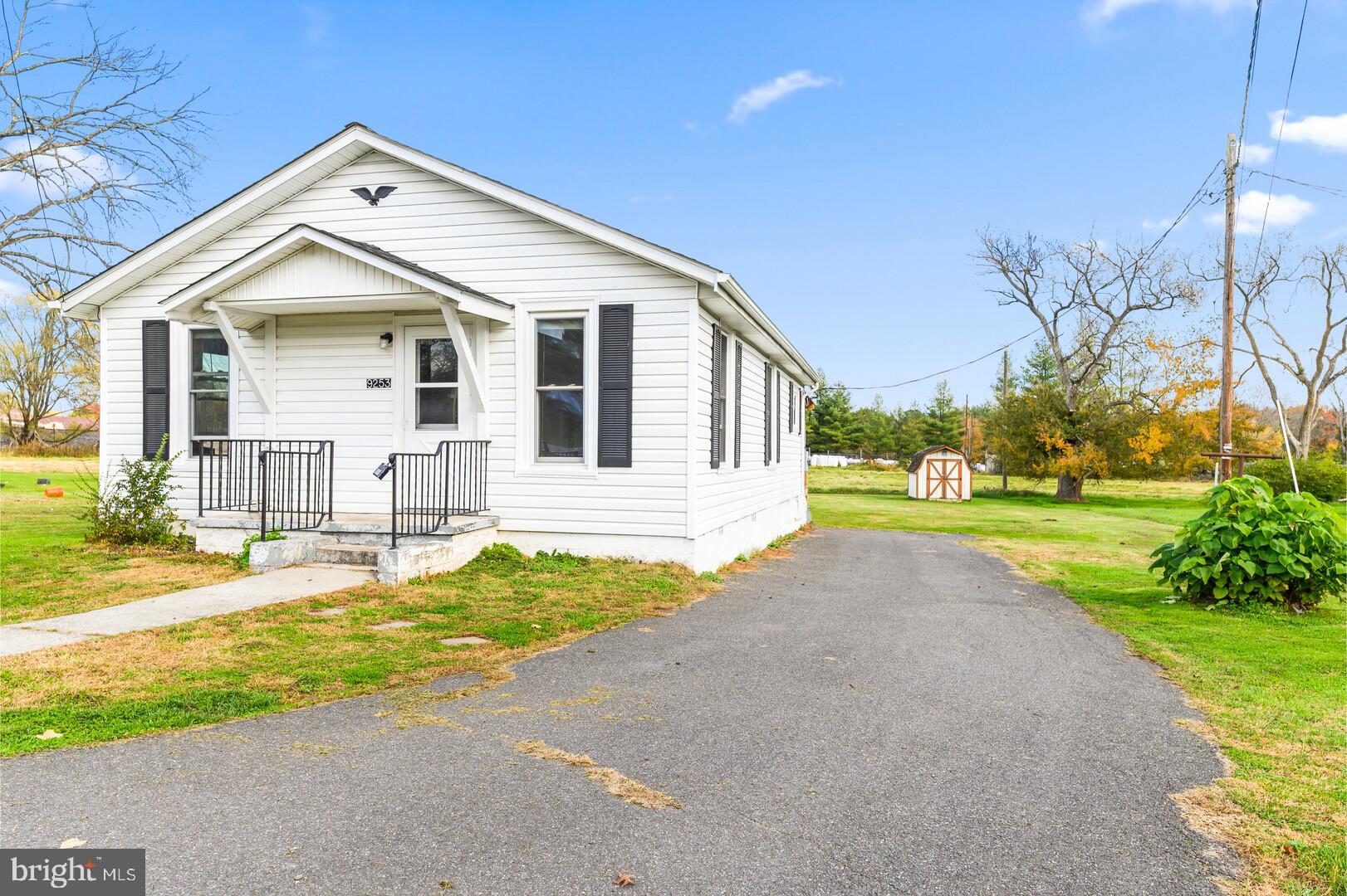 9253 Elk Run Road Catlett, VA 20119 - Photo 2 of 22 Welcome Home!