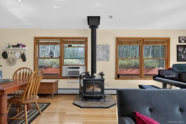$975,000 | 139 York Lake Estates Road, Barryville, NY 12719