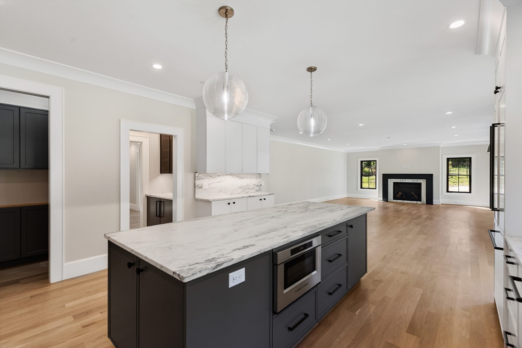 957 South Street Needham, MA 02492 - Photo 6 of 21