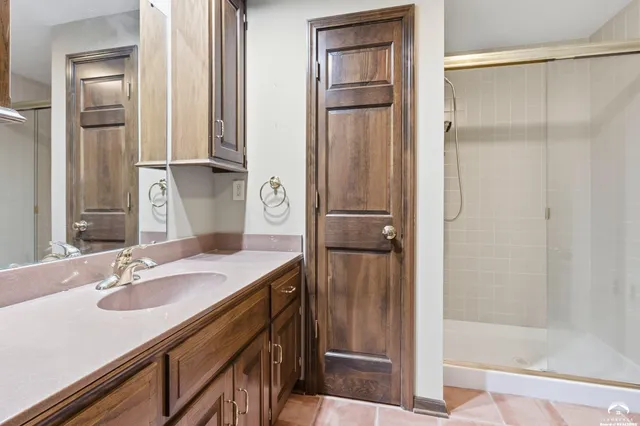 $850,000 | 1604 Bob White Drive, Lawrence, KS 66047