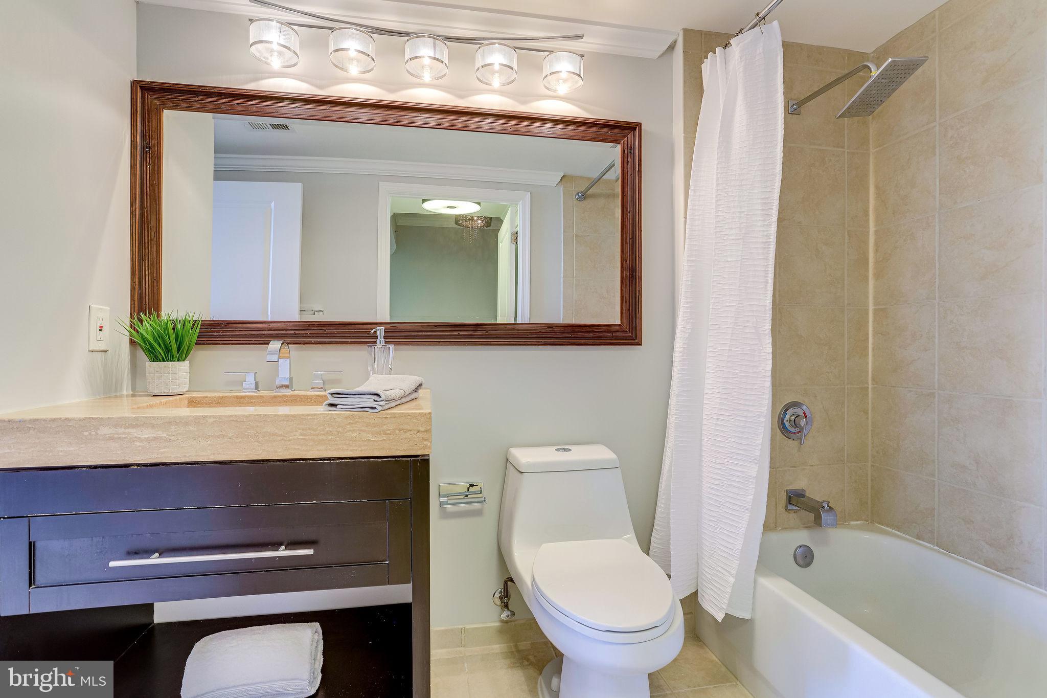 851 North Glebe Road, Unit 1417 Arlington, VA 22203 - Photo 33 of 66